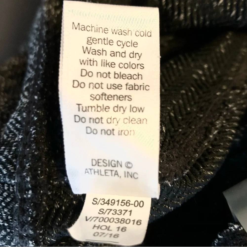 Athleta Pocket Leggings Chevron Herringbone Gray Women's Size XS - Picture 12 of 12